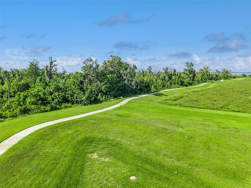 合同活跃: $509,900 (4 贝兹, 2 浴室, 2182 平方英尺)