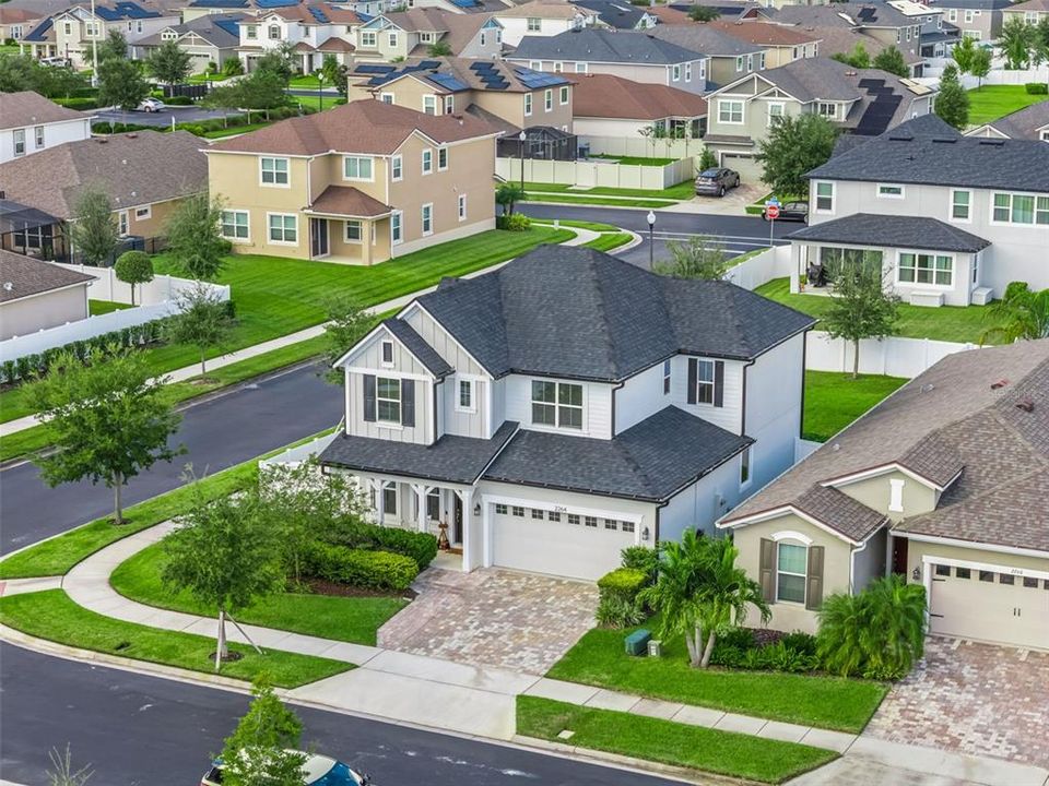 合同活跃: $509,900 (4 贝兹, 2 浴室, 2182 平方英尺)