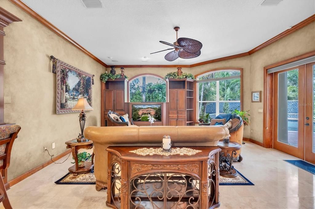 En Venta: $2,470,000 (6 camas, 5 baños, 5767 Pies cuadrados)