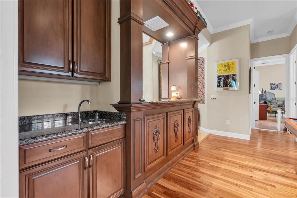 En Venta: $2,470,000 (6 camas, 5 baños, 5767 Pies cuadrados)