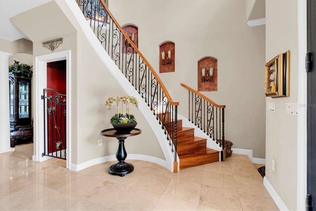 En Venta: $2,470,000 (6 camas, 5 baños, 5767 Pies cuadrados)