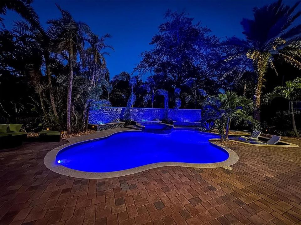 En Venta: $2,470,000 (6 camas, 5 baños, 5767 Pies cuadrados)