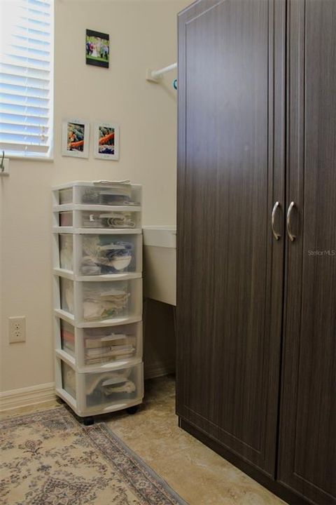 For Sale: $364,900 (3 beds, 2 baths, 1409 Square Feet)