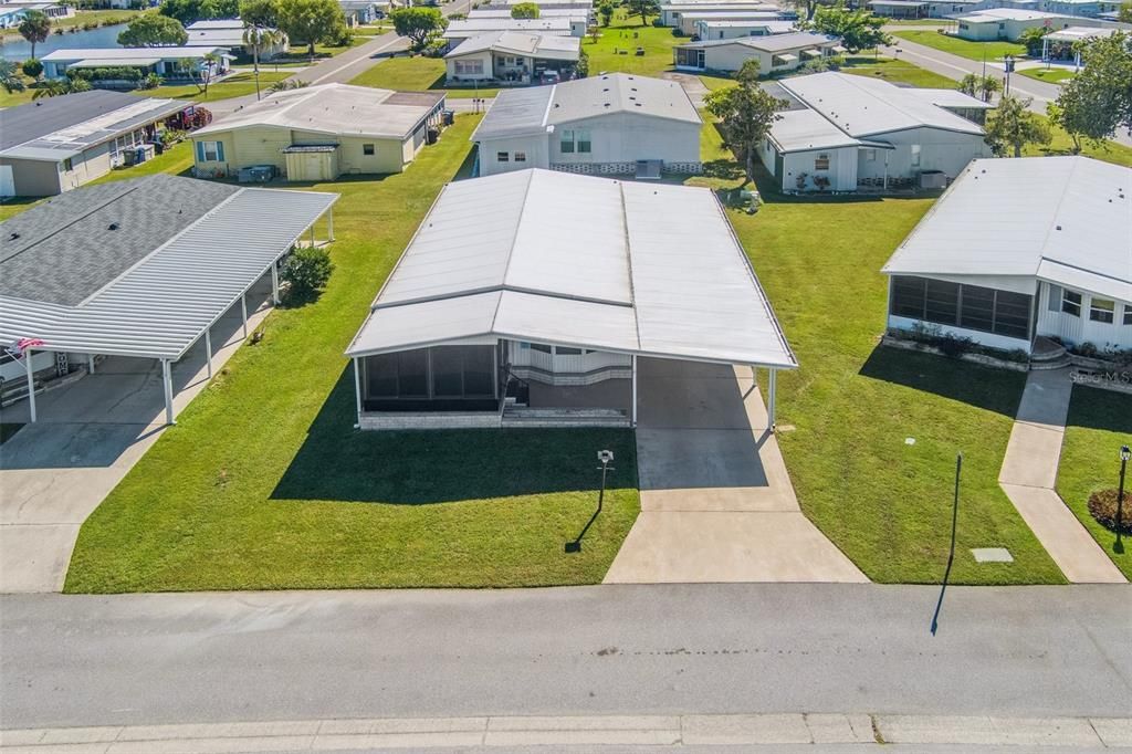 合同活跃: $135,000 (2 贝兹, 2 浴室, 1056 平方英尺)