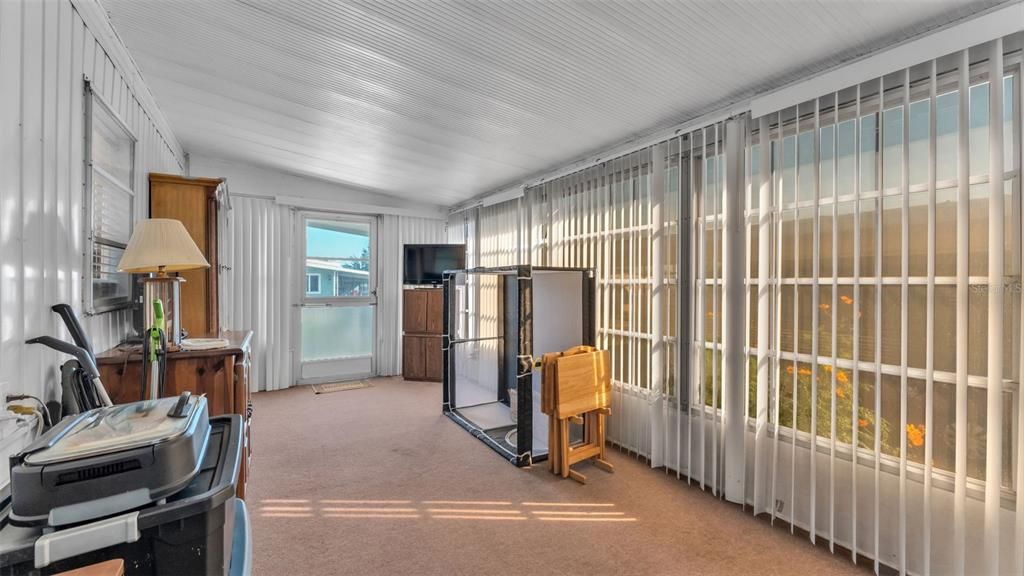 На продажу: $130,000 (2 спален, 1 ванн, 1178 Квадратных фут)