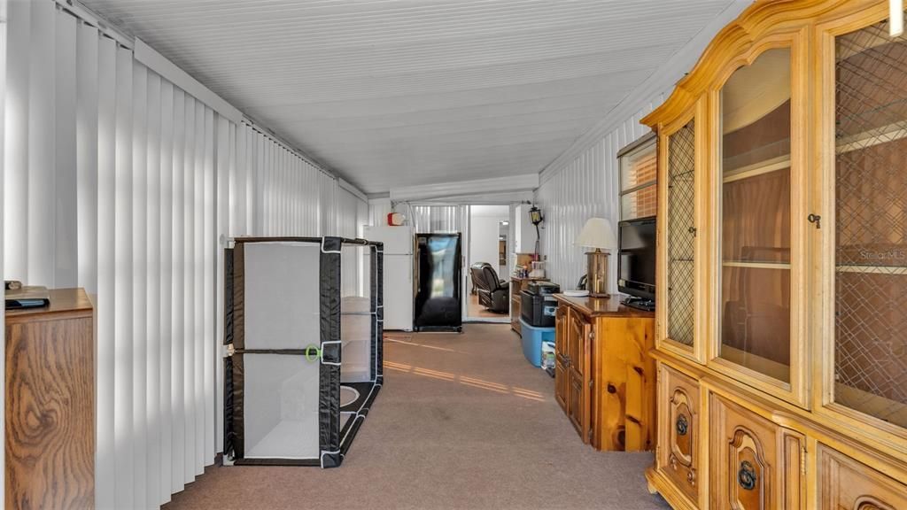 На продажу: $130,000 (2 спален, 1 ванн, 1178 Квадратных фут)