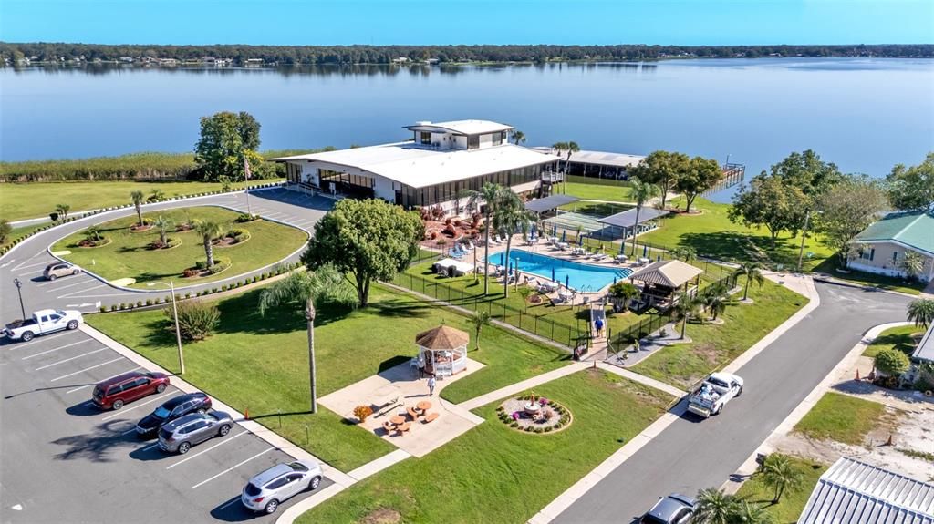 На продажу: $130,000 (2 спален, 1 ванн, 1178 Квадратных фут)