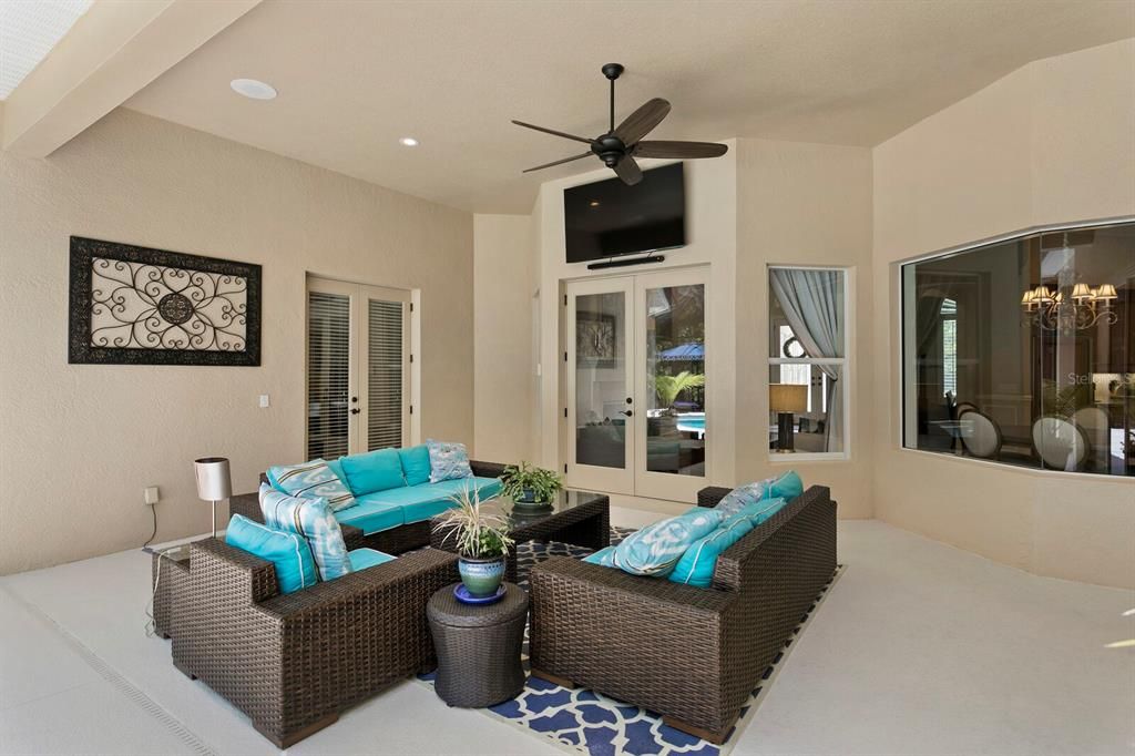 待售: $1,400,000 (5 贝兹, 5 浴室, 4618 平方英尺)