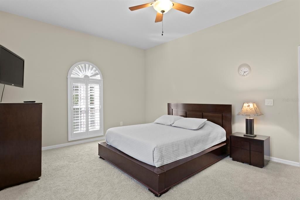 待售: $1,400,000 (5 贝兹, 5 浴室, 4618 平方英尺)