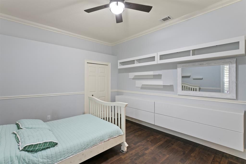 待售: $1,400,000 (5 贝兹, 5 浴室, 4618 平方英尺)