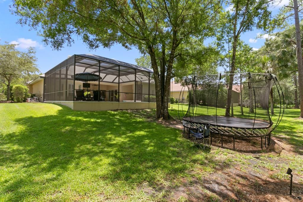 待售: $1,400,000 (5 贝兹, 5 浴室, 4618 平方英尺)