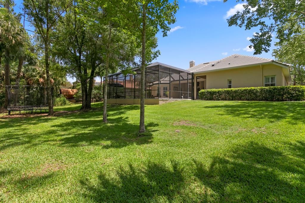 待售: $1,400,000 (5 贝兹, 5 浴室, 4618 平方英尺)