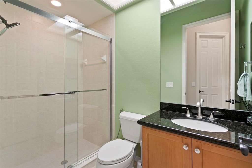 待售: $1,400,000 (5 贝兹, 5 浴室, 4618 平方英尺)