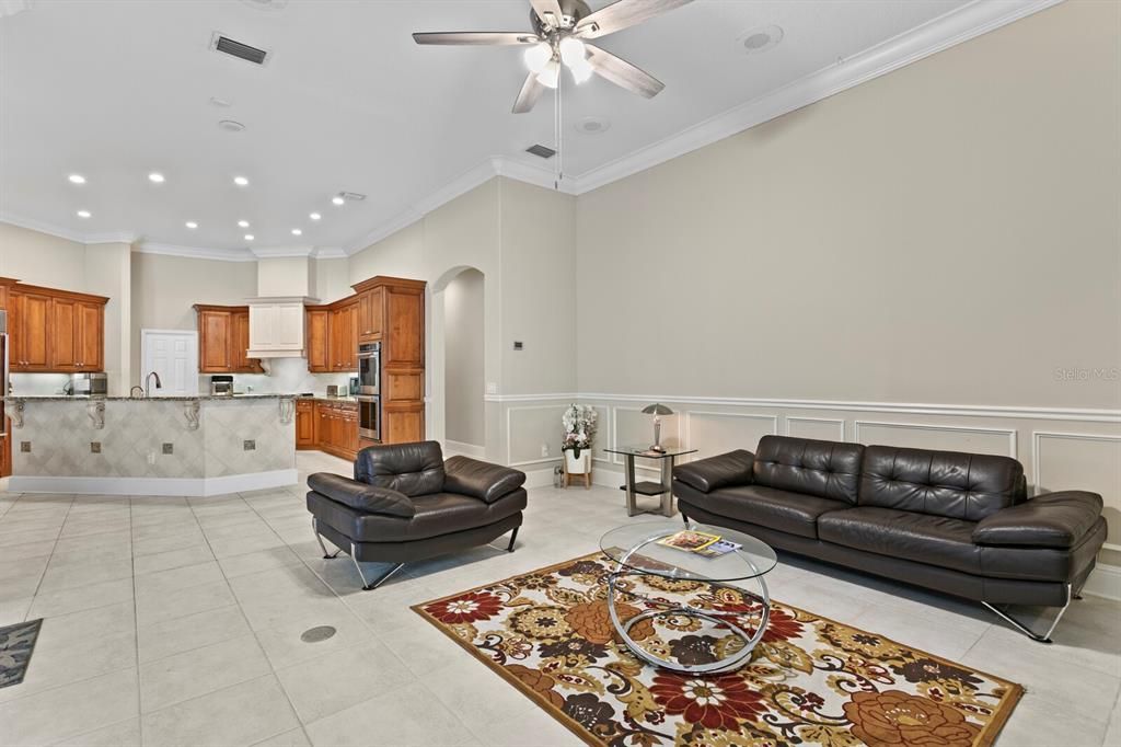 待售: $1,400,000 (5 贝兹, 5 浴室, 4618 平方英尺)