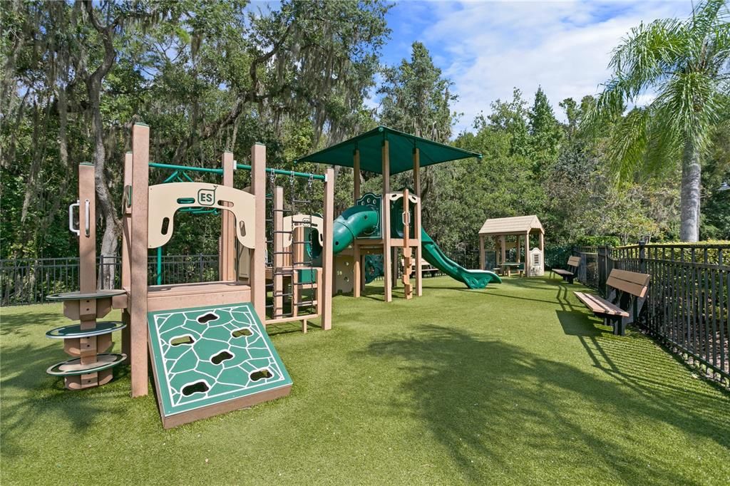 待售: $1,400,000 (5 贝兹, 5 浴室, 4618 平方英尺)