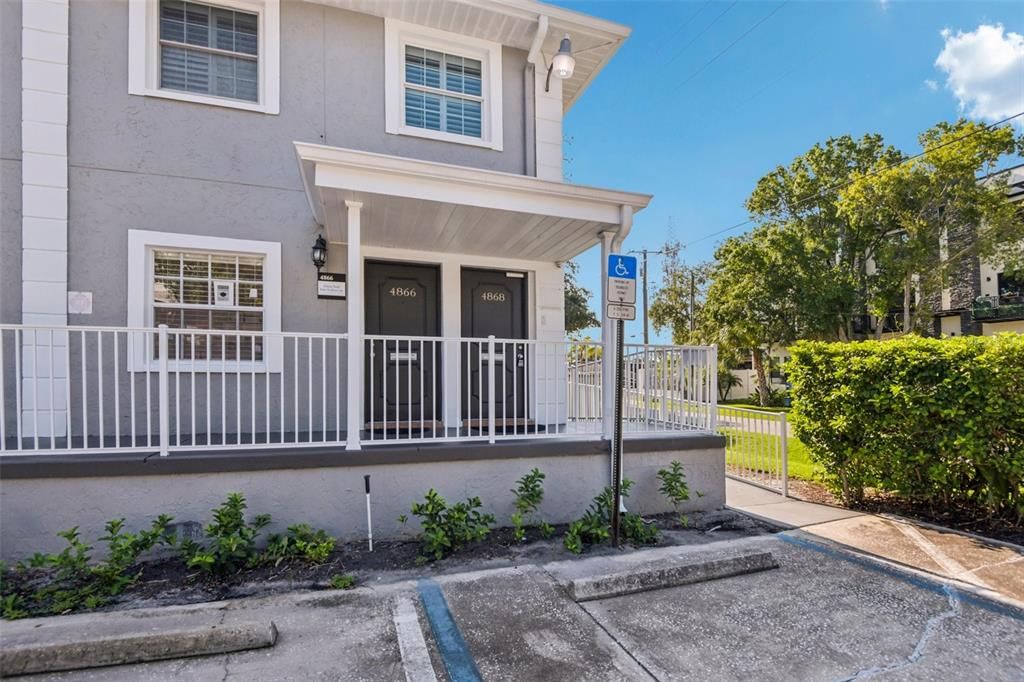 Active With Contract: $325,000 (0 beds, 0 baths, 1192 Square Feet)
