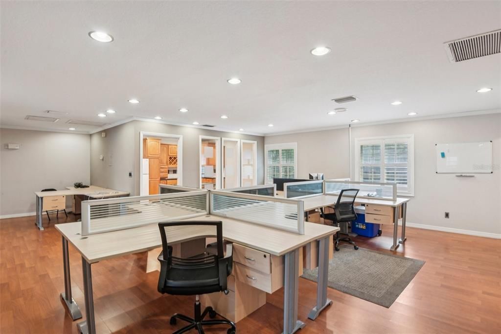 Active With Contract: $325,000 (0 beds, 0 baths, 1192 Square Feet)