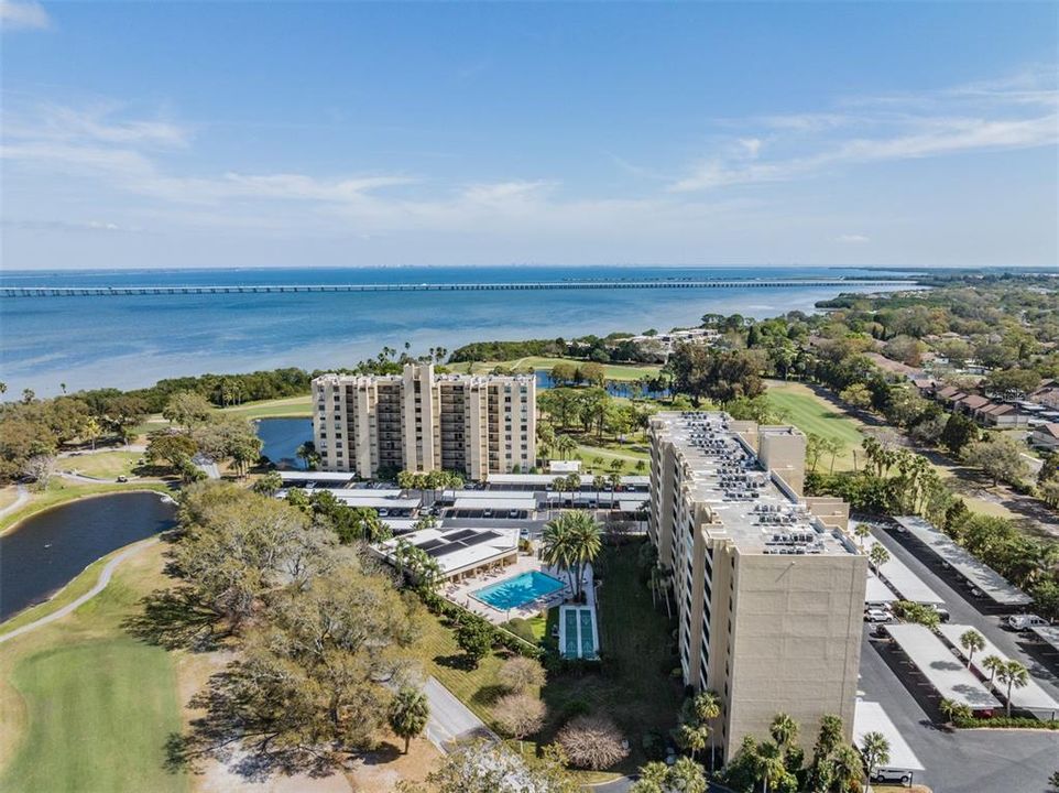 待售: $329,000 (2 贝兹, 2 浴室, 1050 平方英尺)