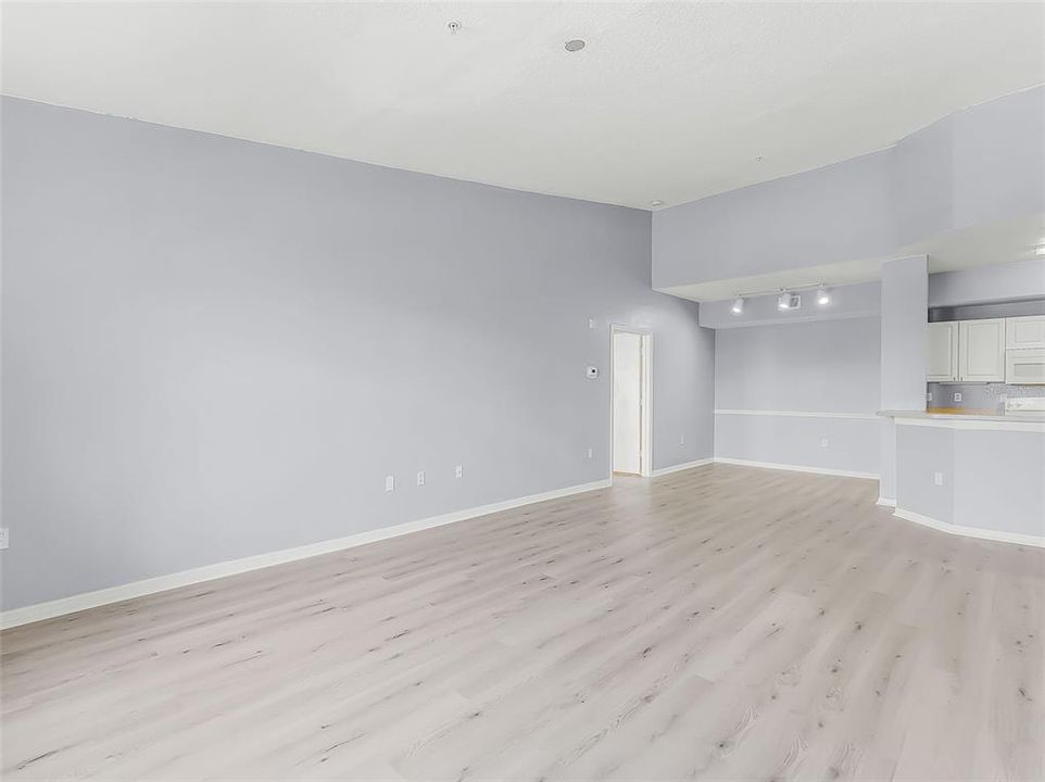 For Rent: $1,650 (2 beds, 2 baths, 1159 Square Feet)