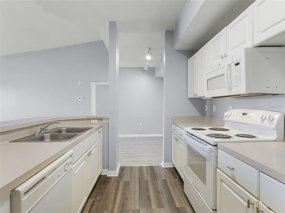 For Rent: $1,650 (2 beds, 2 baths, 1159 Square Feet)