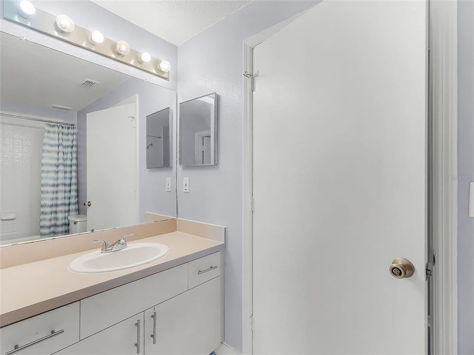 For Rent: $1,650 (2 beds, 2 baths, 1159 Square Feet)