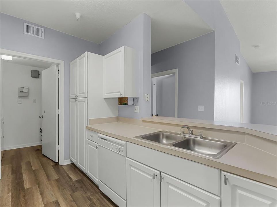 For Rent: $1,650 (2 beds, 2 baths, 1159 Square Feet)