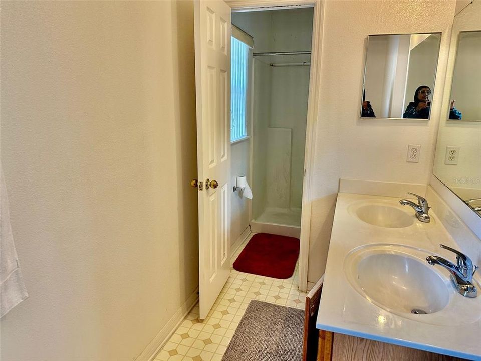 Active With Contract: $399,000 (4 beds, 2 baths, 2208 Square Feet)