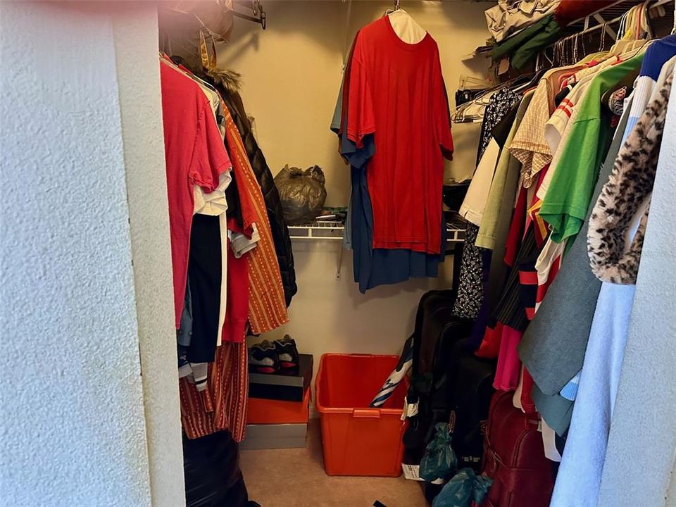 Active With Contract: $399,000 (4 beds, 2 baths, 2208 Square Feet)