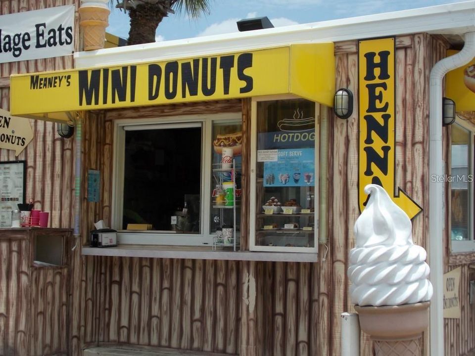 На продажу: $637,000 (2 спален, 2 ванн, 2265 Квадратных фут)