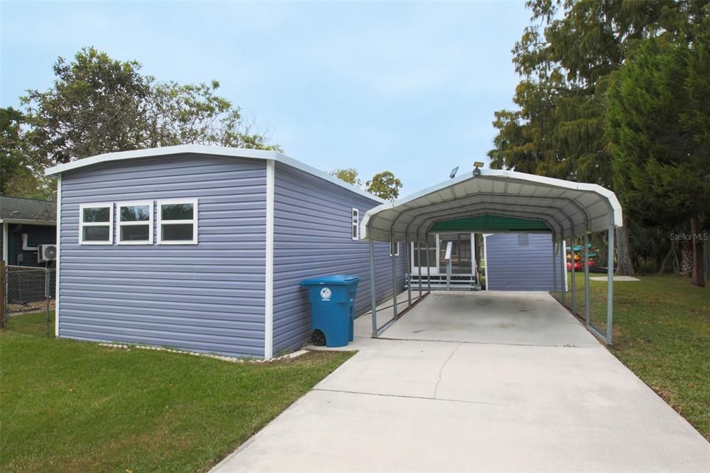 合同活跃: $335,000 (2 贝兹, 1 浴室, 784 平方英尺)