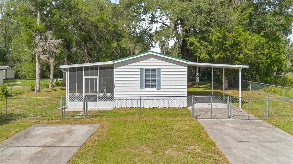 Active With Contract: $149,998 (2 beds, 2 baths, 1056 Square Feet)