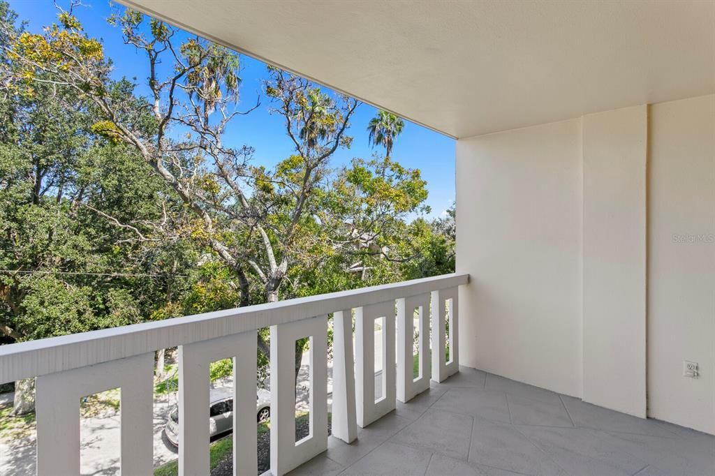 For Rent: $2,500 (1 beds, 1 baths, 750 Square Feet)