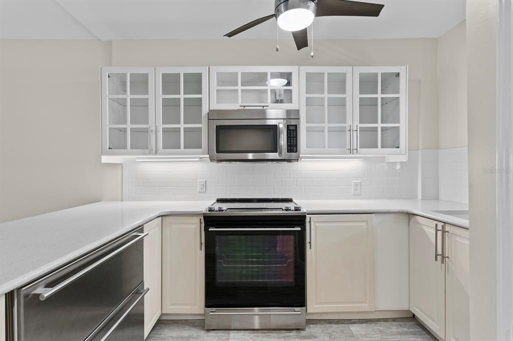 For Rent: $2,500 (1 beds, 1 baths, 750 Square Feet)