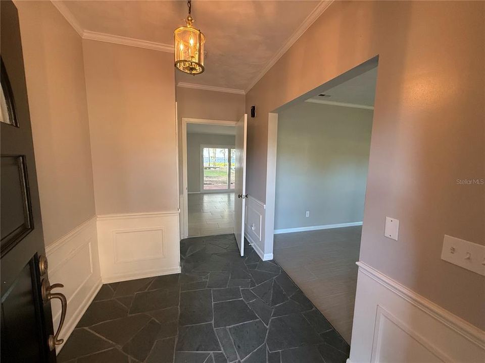 Active With Contract: $3,600 (3 beds, 2 baths, 2189 Square Feet)