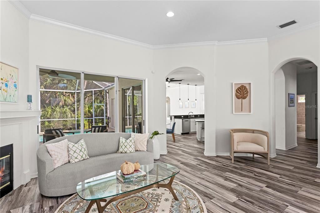 En Venta: $1,089,000 (4 camas, 3 baños, 3610 Pies cuadrados)