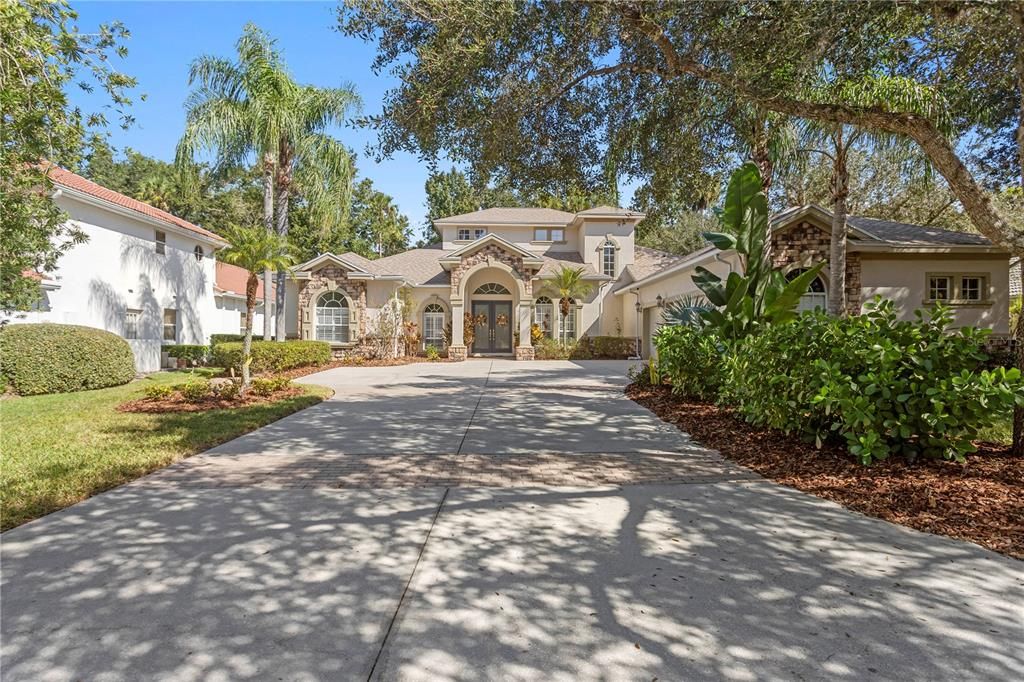 En Venta: $1,089,000 (4 camas, 3 baños, 3610 Pies cuadrados)