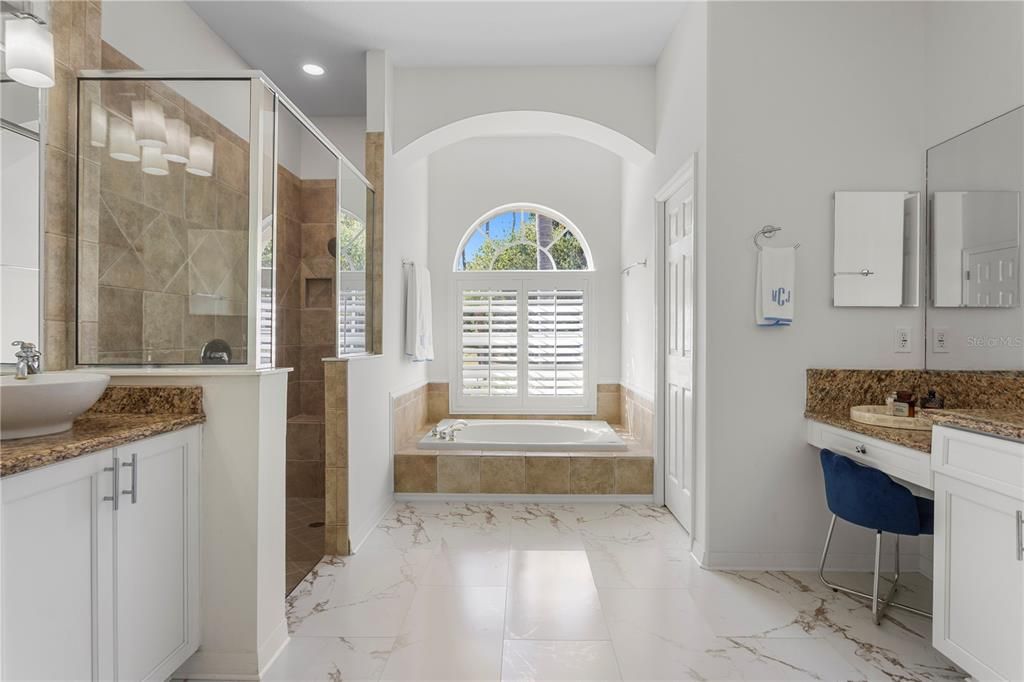 En Venta: $1,089,000 (4 camas, 3 baños, 3610 Pies cuadrados)