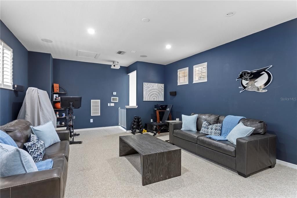 En Venta: $1,089,000 (4 camas, 3 baños, 3610 Pies cuadrados)