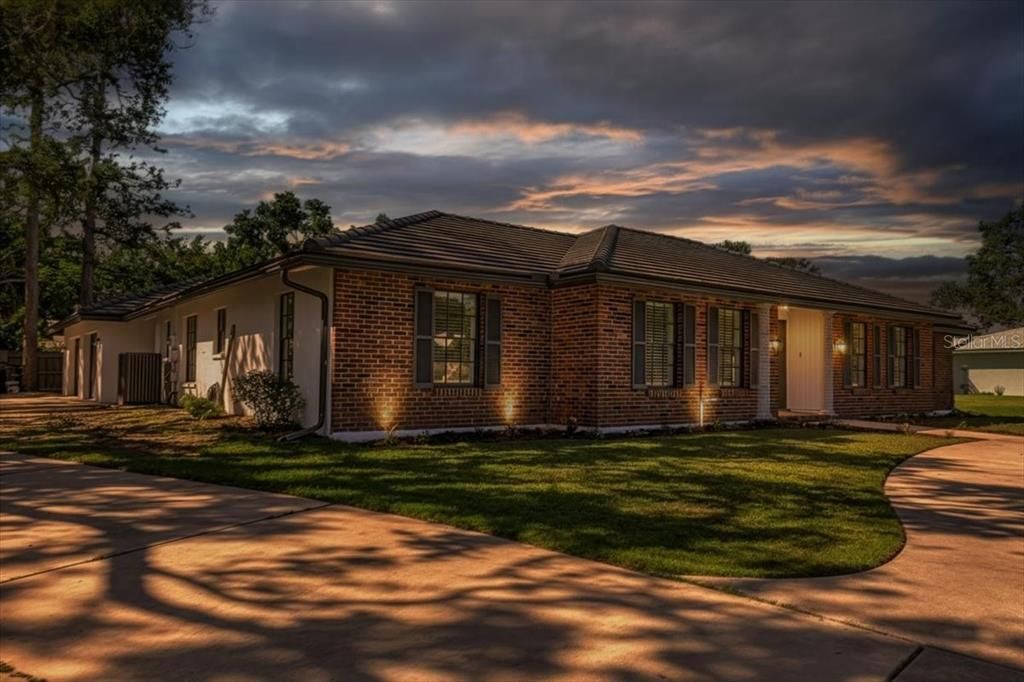 Active With Contract: $709,900 (4 beds, 2 baths, 2390 Square Feet)