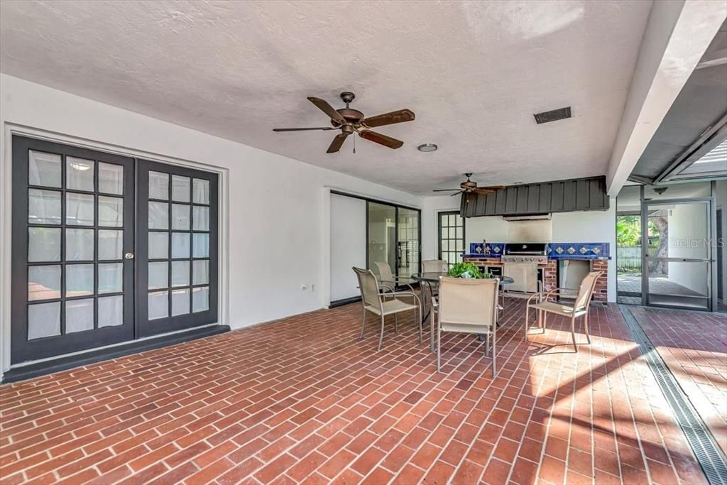 Active With Contract: $709,900 (4 beds, 2 baths, 2390 Square Feet)