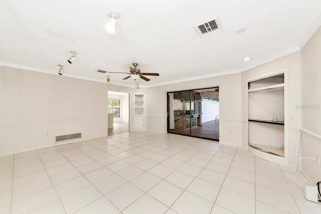 Active With Contract: $709,900 (4 beds, 2 baths, 2390 Square Feet)