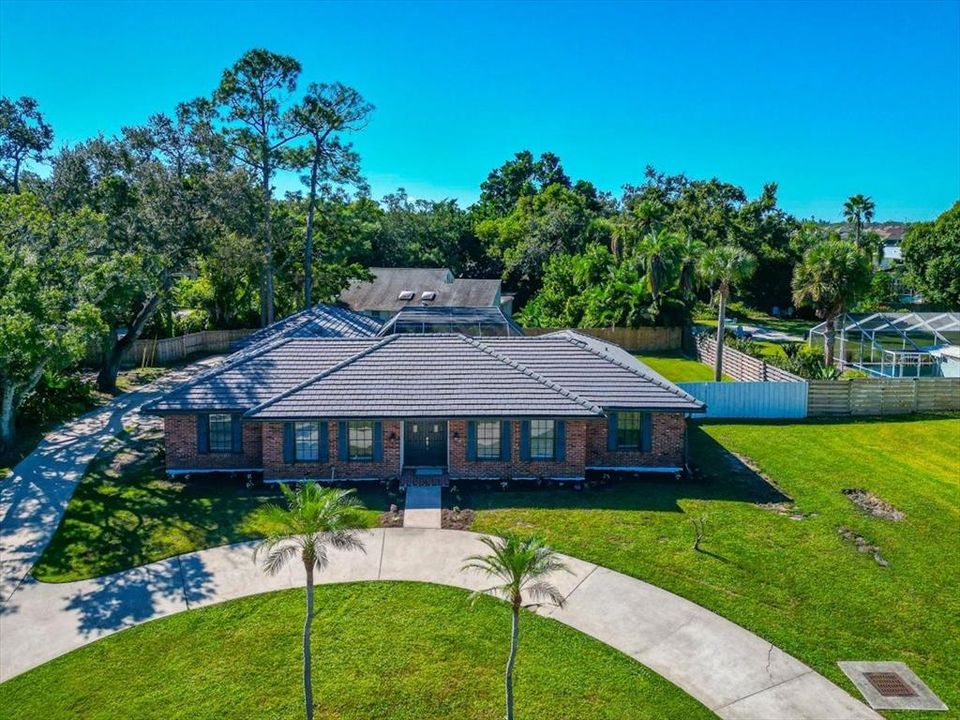 Active With Contract: $709,900 (4 beds, 2 baths, 2390 Square Feet)