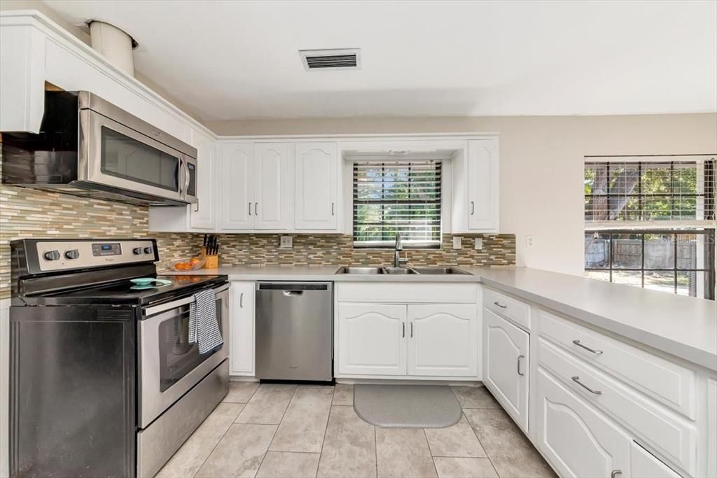 Active With Contract: $709,900 (4 beds, 2 baths, 2390 Square Feet)