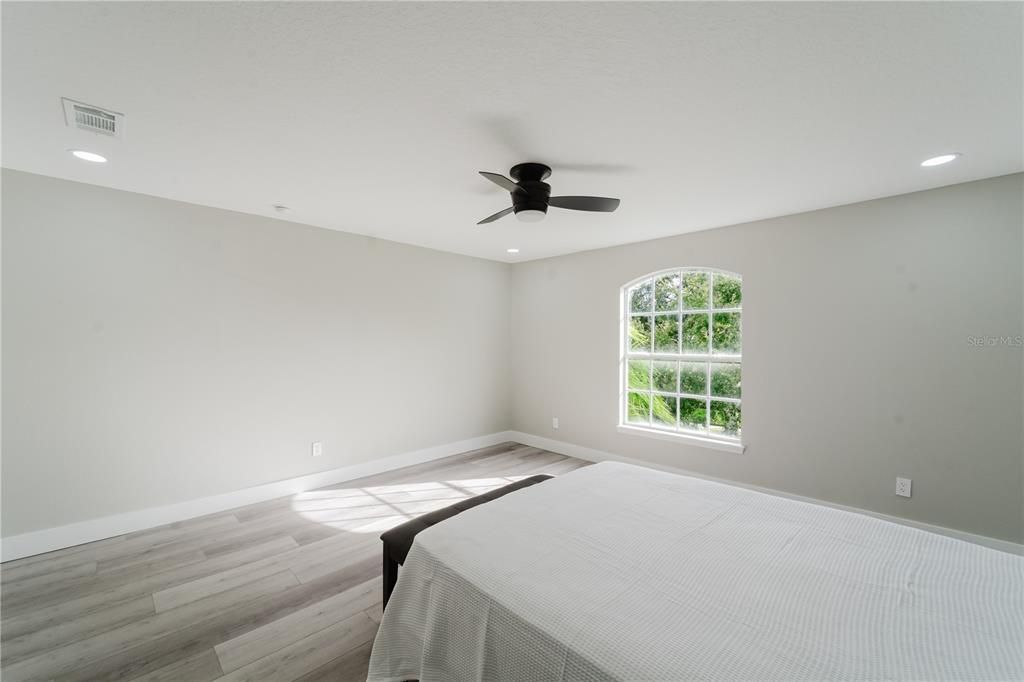 待售: $1,200,000 (4 贝兹, 4 浴室, 2787 平方英尺)