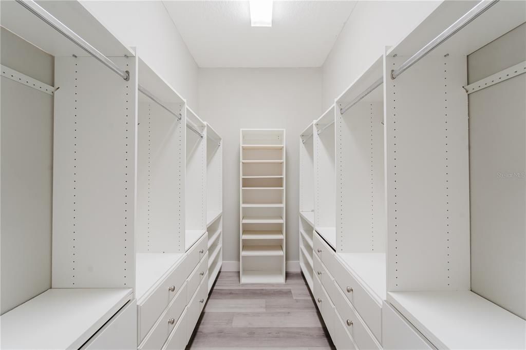 待售: $1,200,000 (4 贝兹, 4 浴室, 2787 平方英尺)