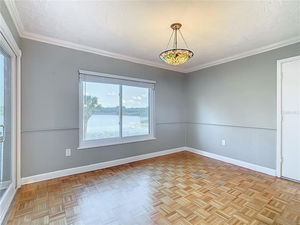 En Venta: $359,900 (2 camas, 2 baños, 1403 Pies cuadrados)