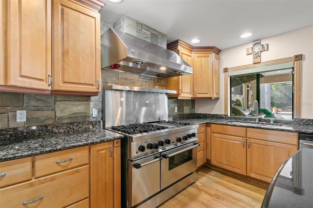 For Sale: $1,299,000 (5 beds, 4 baths, 4437 Square Feet)