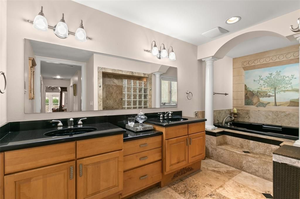 For Sale: $1,299,000 (5 beds, 4 baths, 4437 Square Feet)