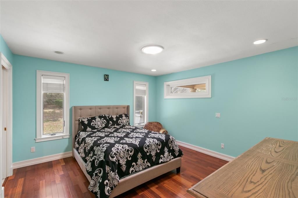 For Sale: $1,299,000 (5 beds, 4 baths, 4437 Square Feet)