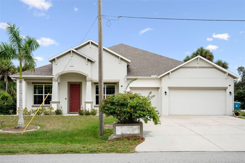 For Sale: $669,000 (4 beds, 3 baths, 3045 Square Feet)